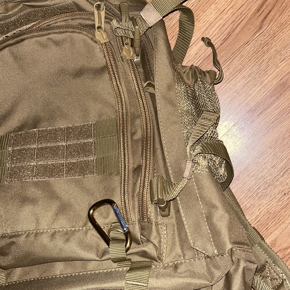 πͺπ»ππͺπ»β’π΄ Code Alpha x Tactical Backpackπ΄β’ππͺπ»π - Picture 9 of 16